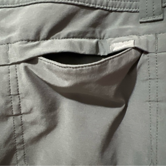 Eddie Bauer Skort Women 10 Dark Gray Jersey Pockets Zipped Logo Golf Performance - Picture 8 of 10